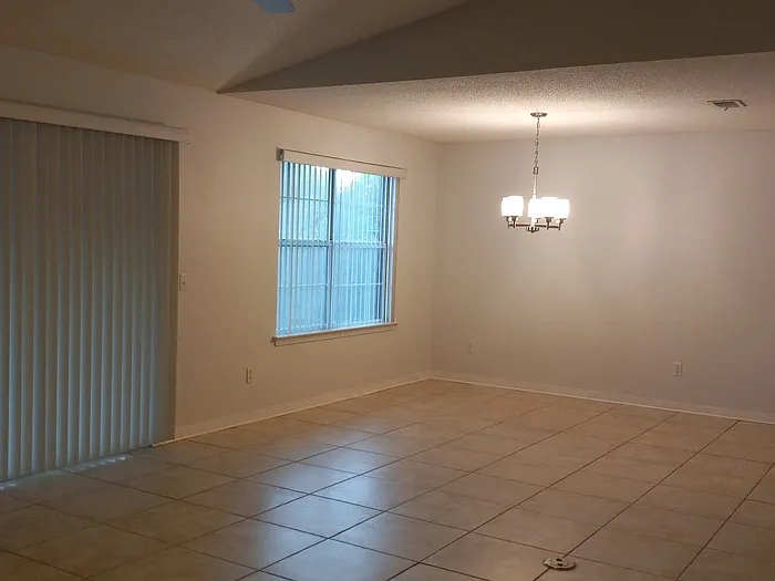 6787 Rickwood Dr — Photo 23