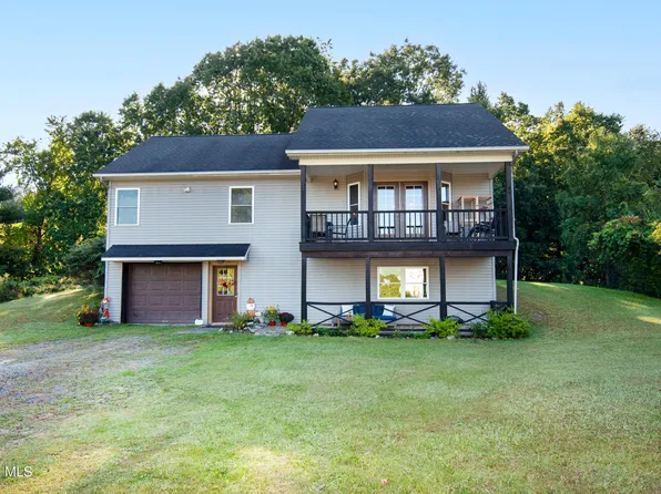 419 Verbeck Avenue, Schaghticoke, NY 12154
