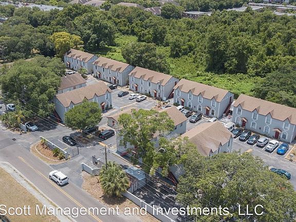 2nd image of 5722 N Lincoln Ave #D