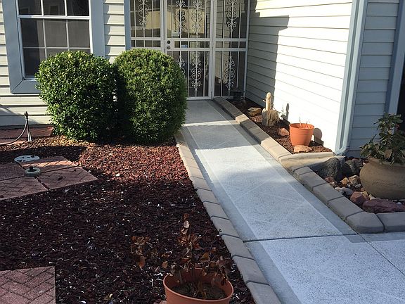3rd image of 3710 40th Ave W