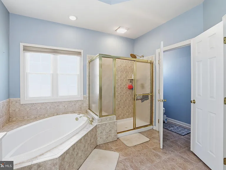 5767 Bush Hill Dr — Photo 47