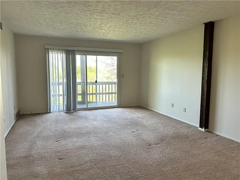 Building Photo - 4309 Earl Dr #C-6