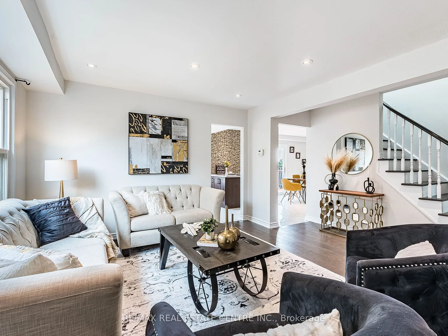 6 bed, $4,380 — Photo 4