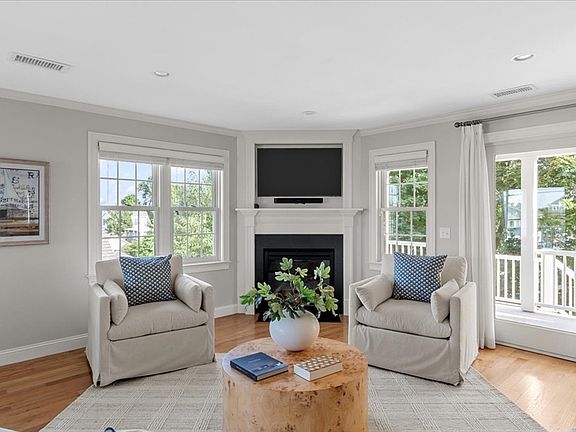 5th image of 23 Allen Pl #23