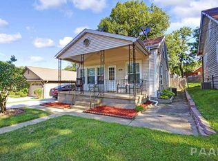 1421 E Moneta Ave, Peoria Heights, IL
