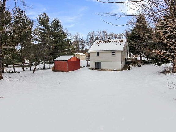 3rd image of 19787 Oak Ave