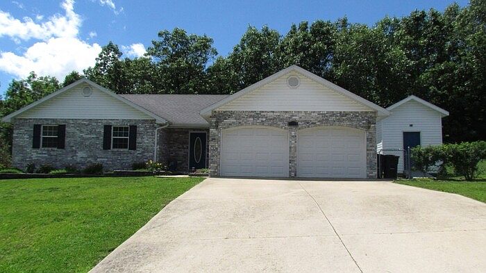 1st image of 20597 London Ln
