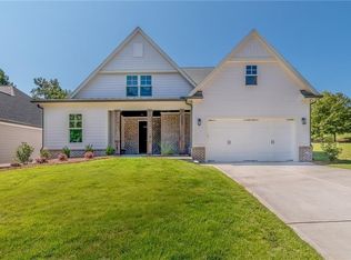 5808 Swinging Gate Rd, Gainesville, GA 30506