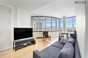 Rented by MEIER