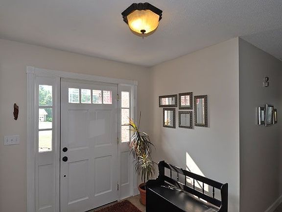 2nd image of 103 Wentworth Ct