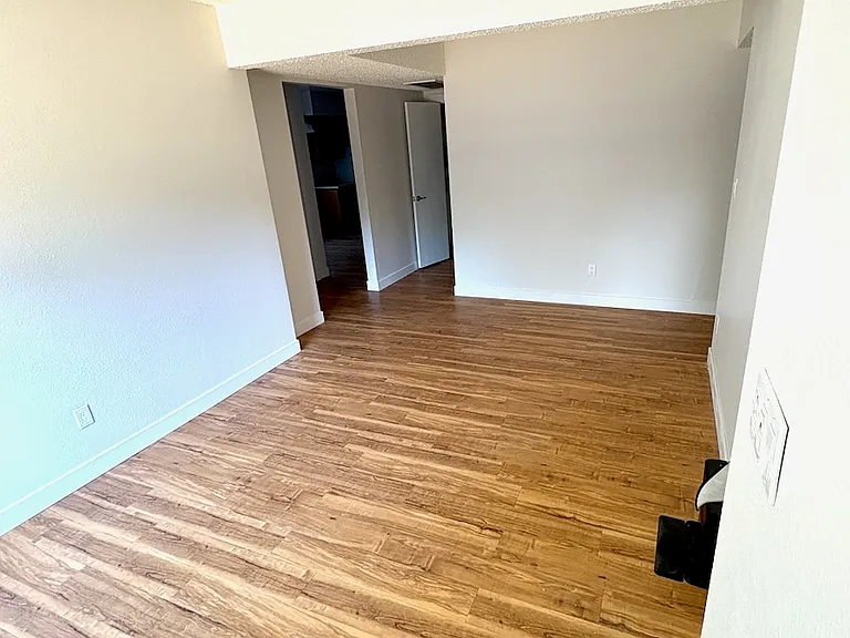 411 E Plum St #1 — Photo 17