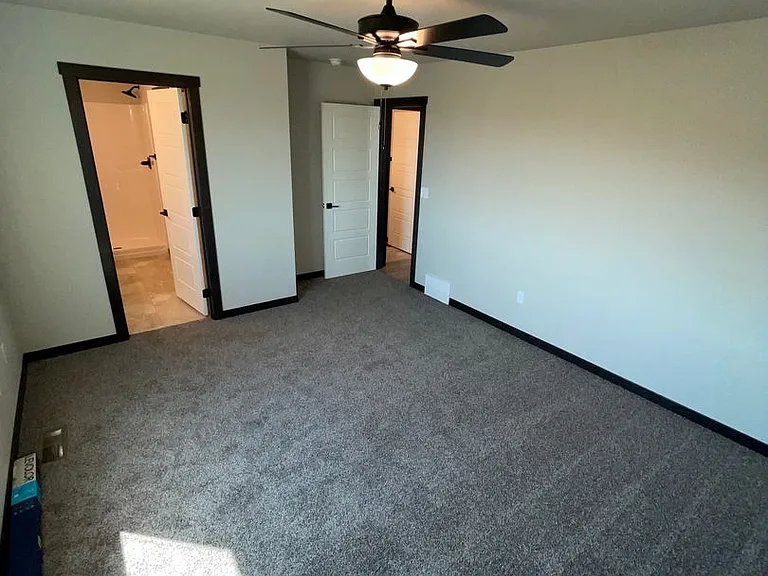 1127 Cobalt Dr — Photo 9