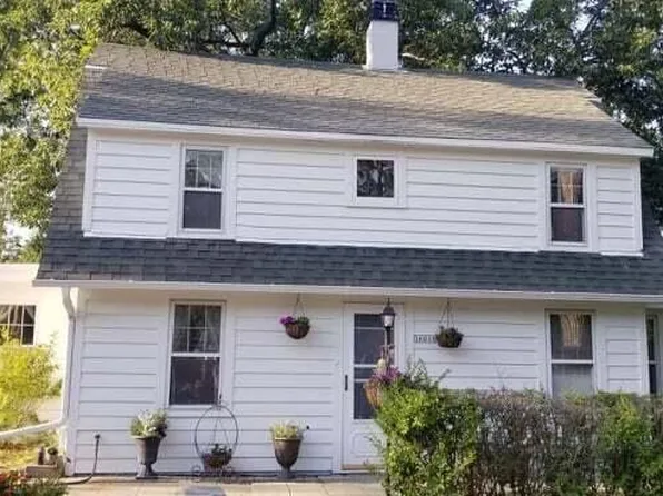 36010 Lalumiere Rd, Oconomowoc, WI 53066