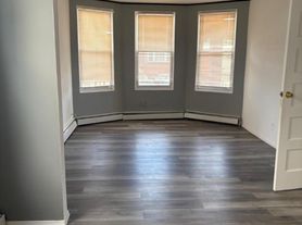 596 Adams Ave, Elizabeth, NJ
