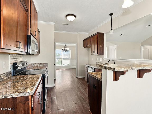 2nd image of 2712 Ardwick Drive