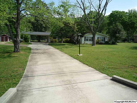 2nd image of 2503 Monteview Dr SE