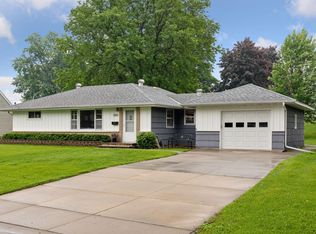2925 87 1/2 St W, Bloomington, MN 55431