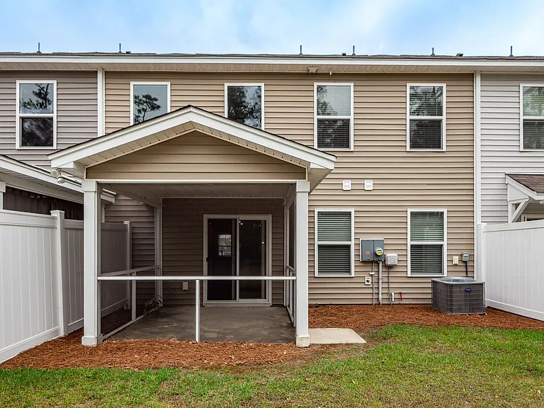715 Hilchot Dr — Photo 25