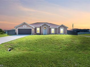 2001 NE 17th Ave, Cape Coral, FL 33909
