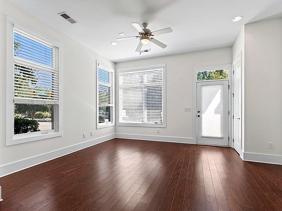 4th image of 258 William Drummond Way