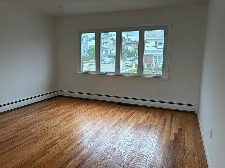 426 Broad St #1 — Photo 25