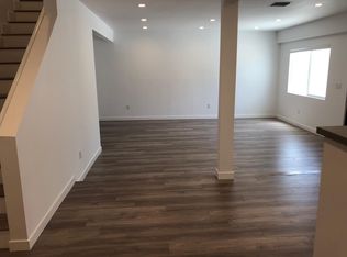 132 N Brighton St #B, Burbank, CA 91506