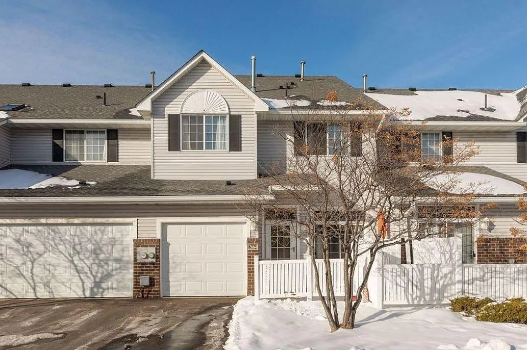 Building Photo - 2664 Mallard Dr