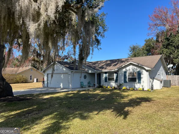 206 Woodlawn Dr, Saint Marys, GA 31558
