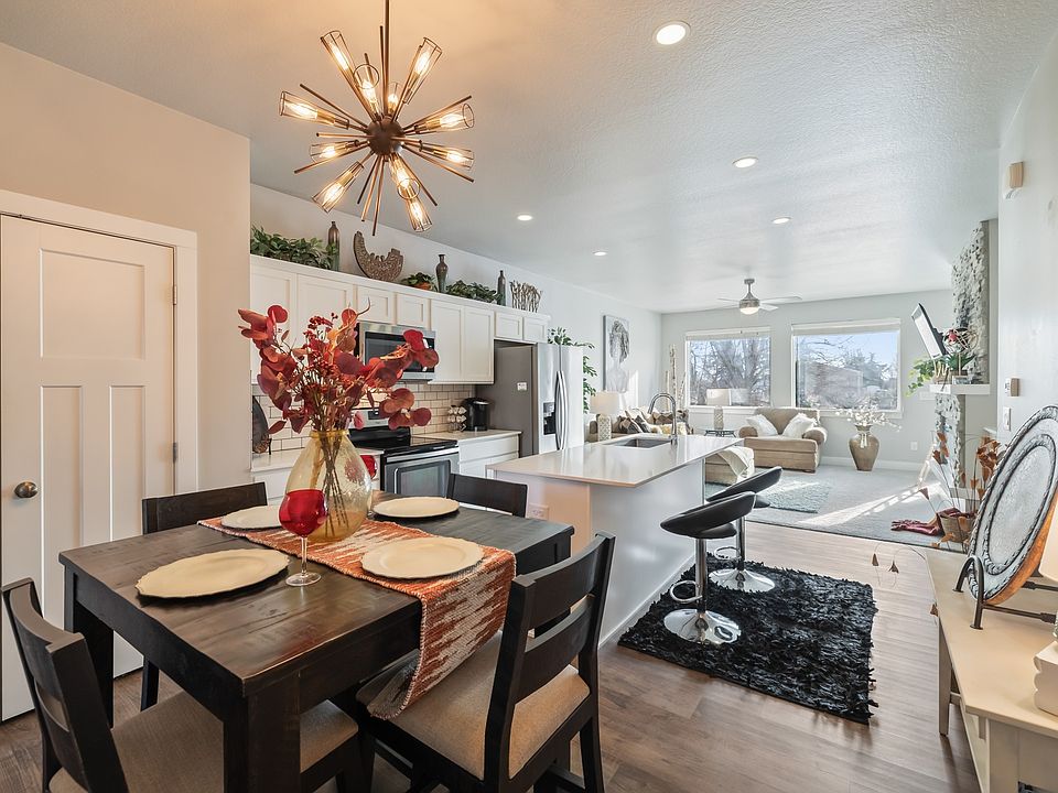 17136 Mistflower Ln, Urbandale, IA 50323 | MLS #732191 | Zillow
