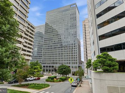 1111 19th St N APT 2003, Arlington, VA, 22209