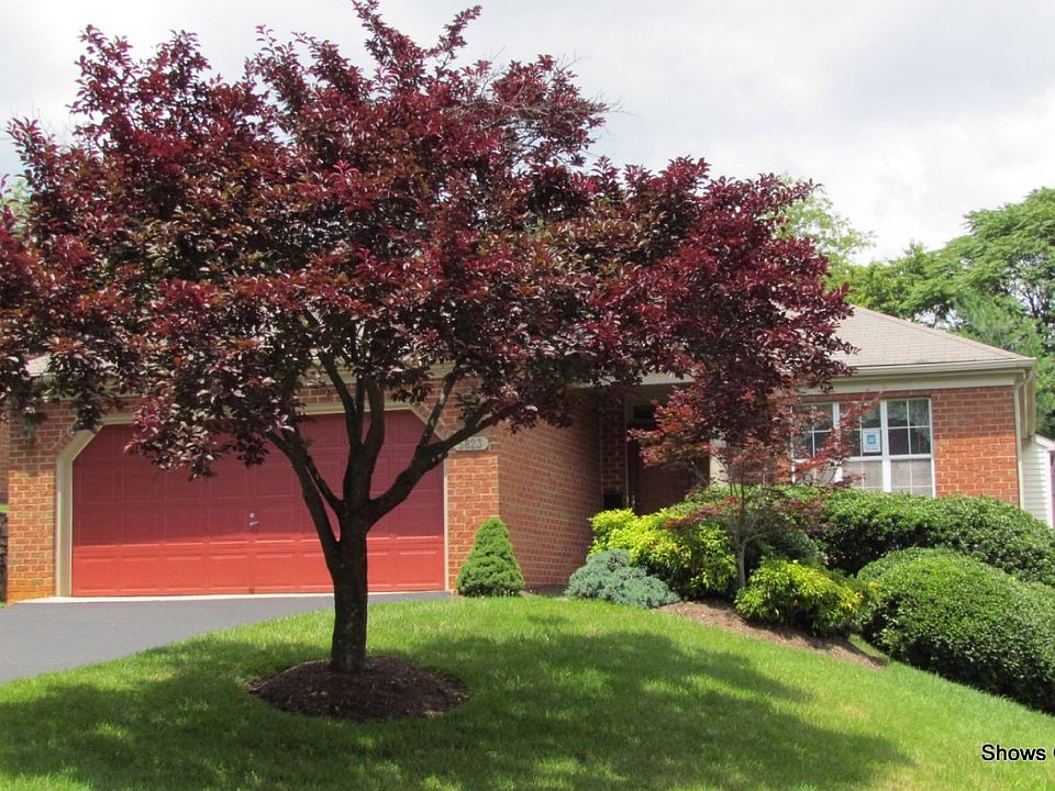 For Sale: 5823 Penn Forest PL, Roanoke, Virginia 24018