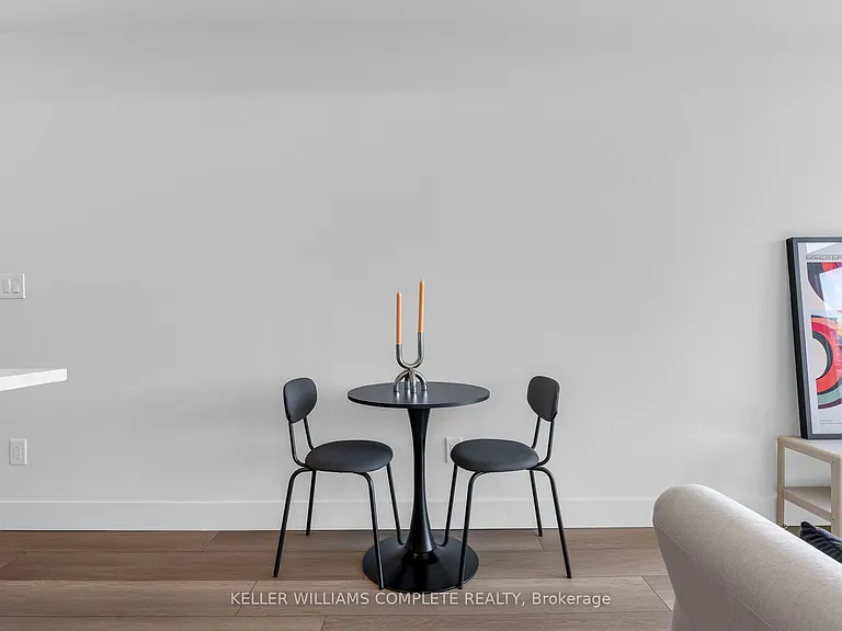 24 Augusta St #809 — Photo 4