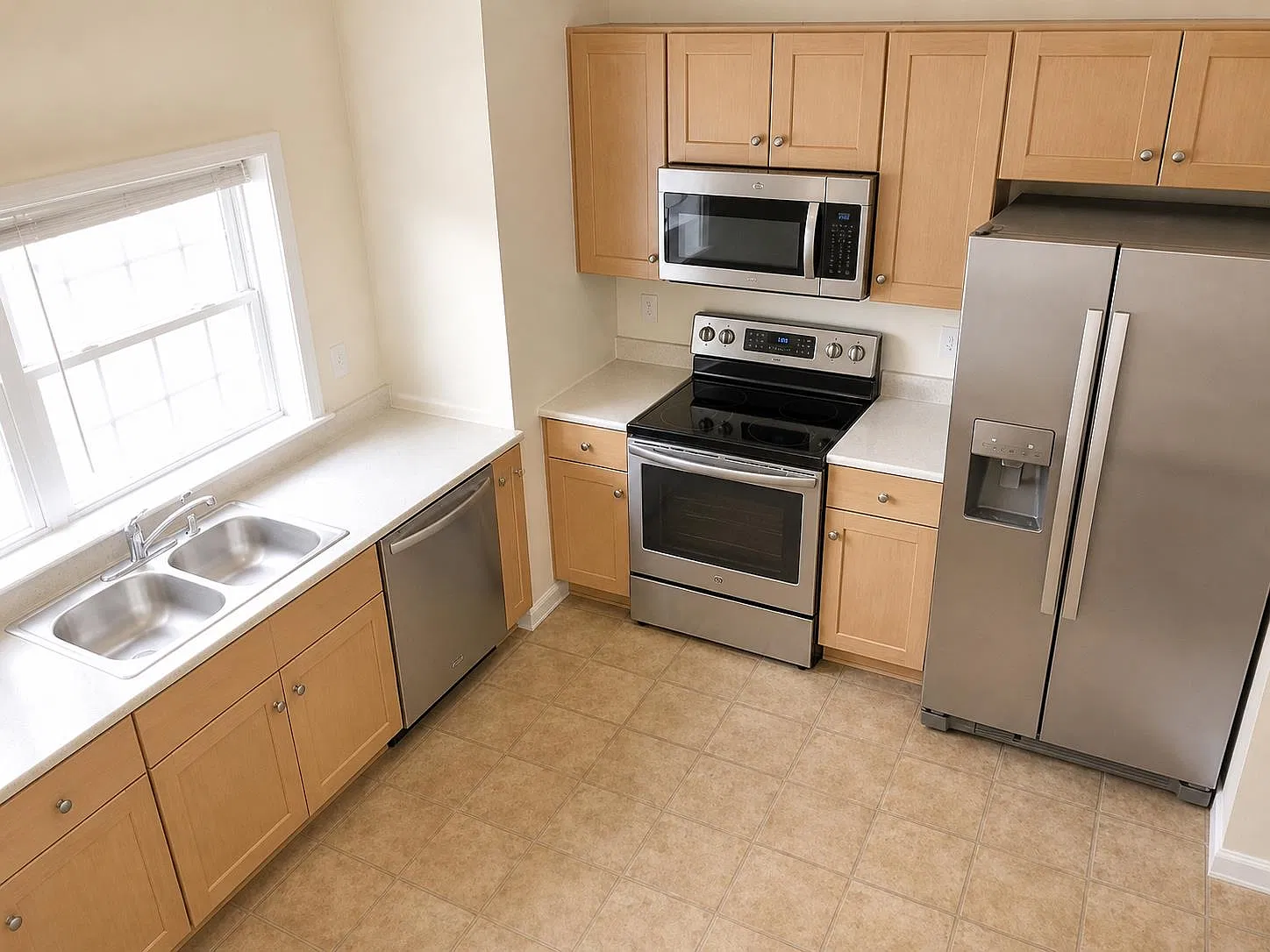 2 bed, 3.0 bath, 1504 sqft, $2,000 — Photo 3