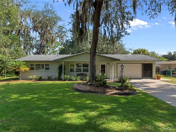9410 E Southgate Dr, Inverness, FL 34450