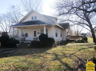 310 E 5th St, Appleton City, MO 64724