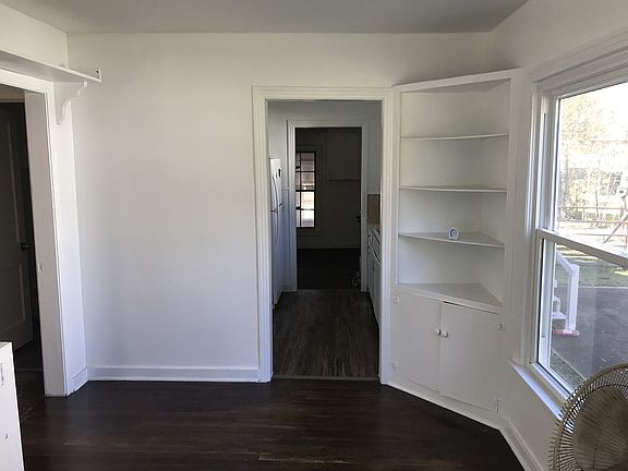 4th image of 410 Marion St