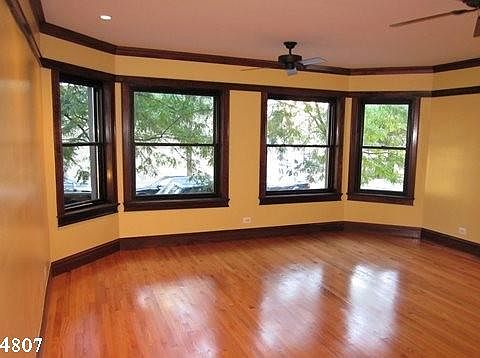 2nd image of 4807 N Saint Louis Ave #915