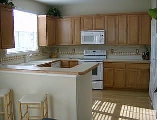 tiled backsplash/open floorplan