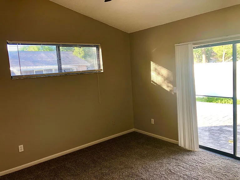 1012 Pearson Dr — Photo 16
