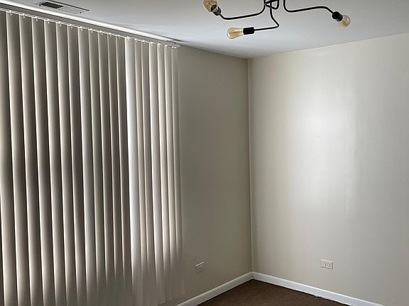 5th image of 9153 S Paxton Ave #1