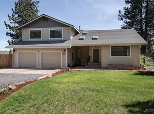 22180 Calgary Dr, Bend, OR 97702