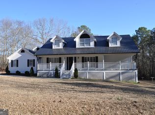 1068 Old Hoods Mill Rd, Commerce, GA 30529