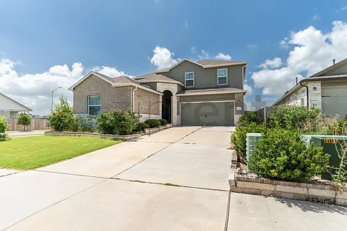 1600 Cobblecrest Ln Photo 1