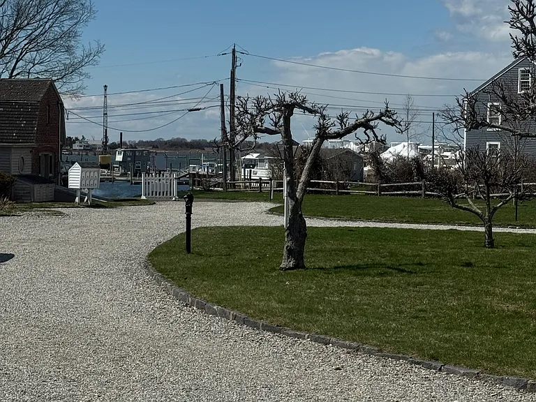 84 Waterside Ln #3 — Photo 36
