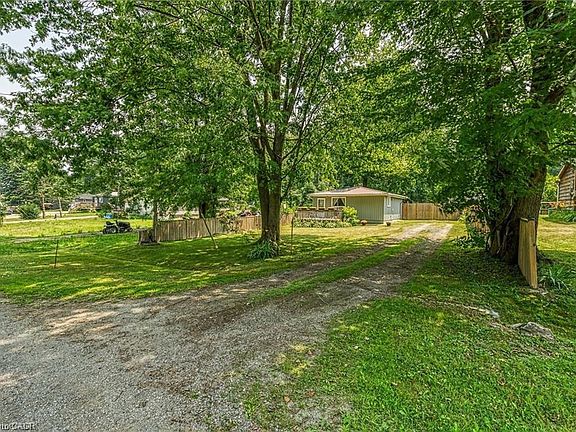 3rd image of 4 Nanticoke Valley Rd