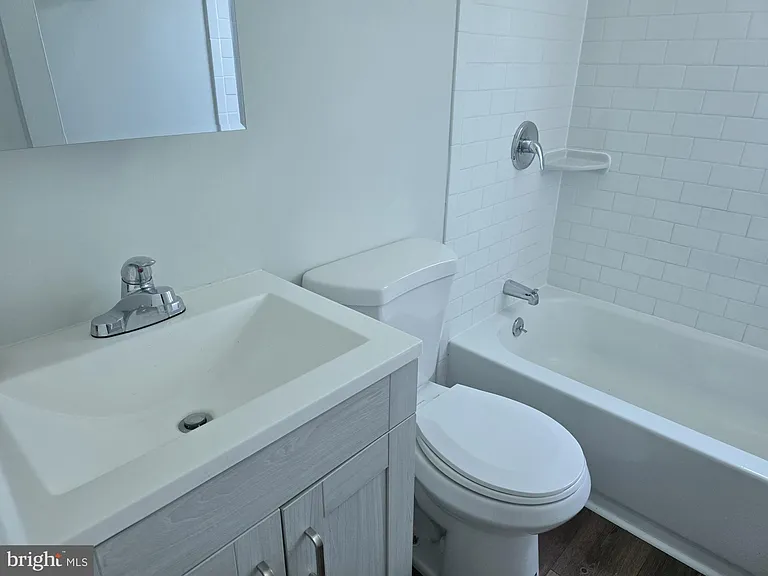 50 Princeton Ave — Photo 7