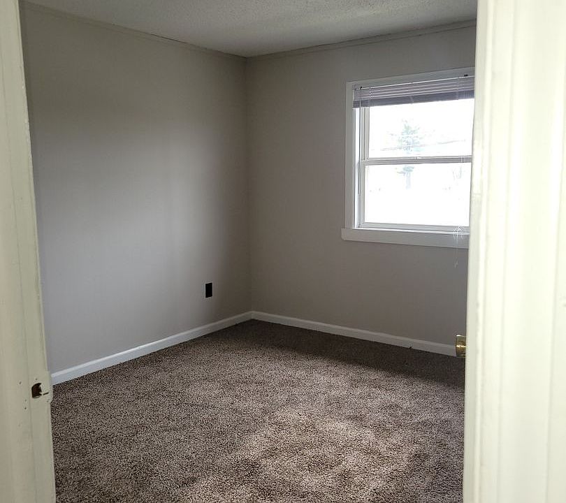 Willowbrook Apartments 1601 N Willow Rd Urbana, IL Zillow