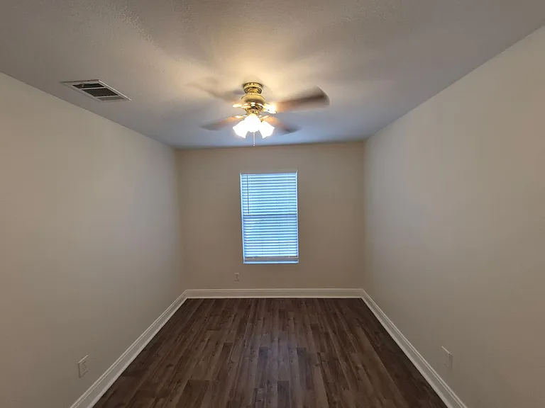 12634 Carriage Blvd — Photo 33