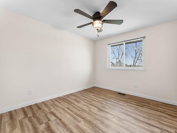 4th image of 9237 W Maryland Pl