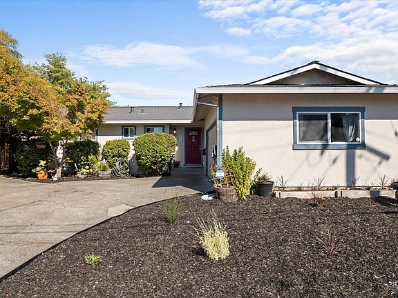 2nd image of 573 Alta Avenue